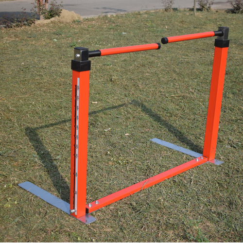 Track Hurdle Premium