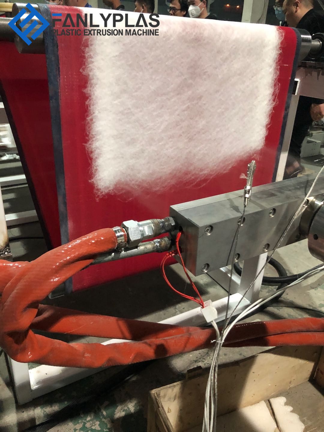 600mm width PP Melt Blown Non Woven Fabric Machine