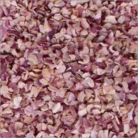 Dehydrated Red Onion Chopped 3 to 5 MM