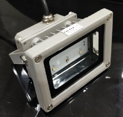 UV LED