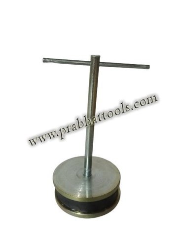Power Magnet with Handle By JAGDAMBA TOOLS CORPORATION