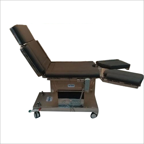 Hydraulic Adjustable Operation Table By HARI SURGICAL INDIA