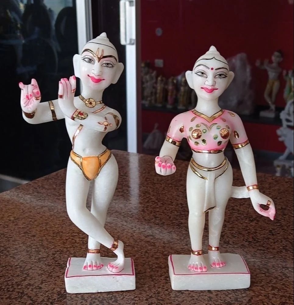 Isckon Radha Krishna Statue