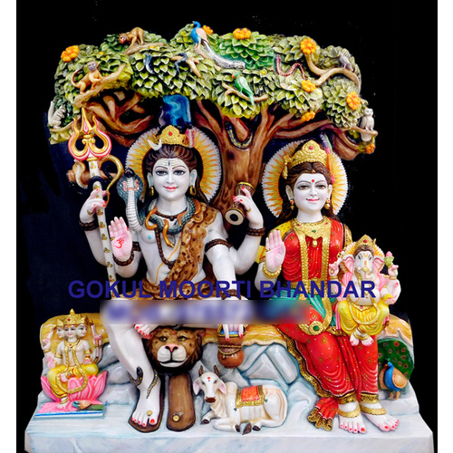 Polishing Marble Shiv Parvati God Statue