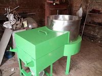 Mango Cutting Machine Capacity: 300 Kg/hr