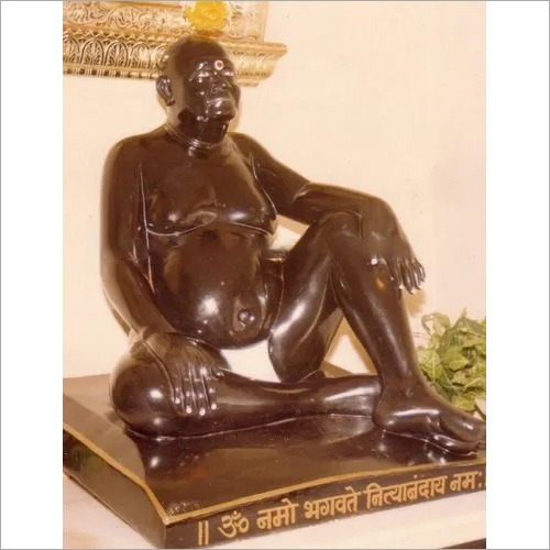 Marble Nityanand maharaj statue