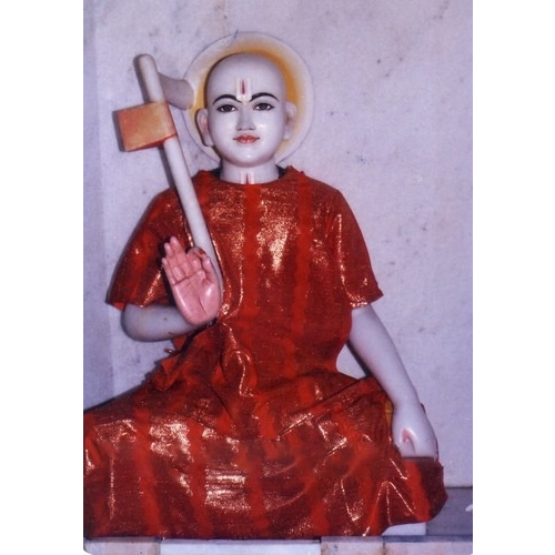 Guru Maharaj Marble Statue