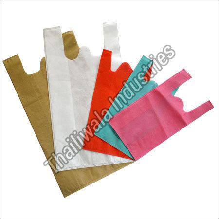 Non Woven W Cut Bags