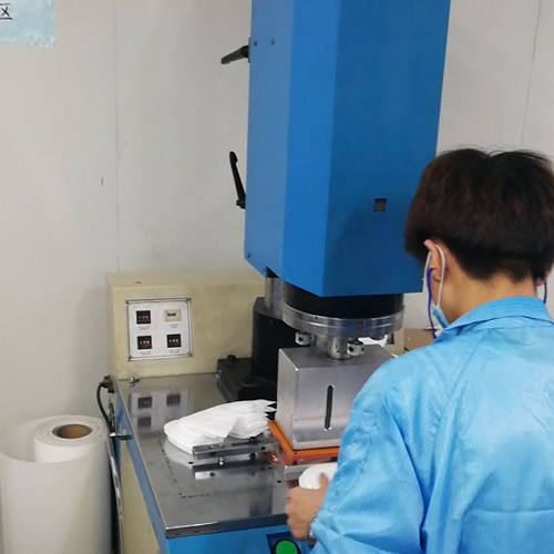 N95 Face Mask Machine
