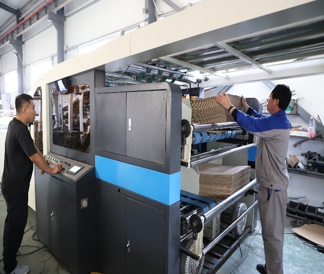 5 Ply Flute Lamination with servo controlled