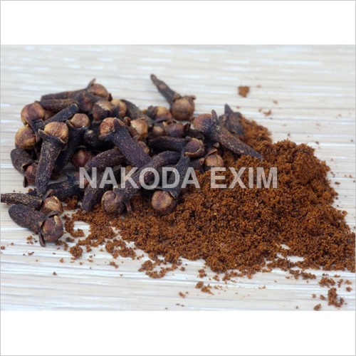 Woody Texture Cloves Whole Ground