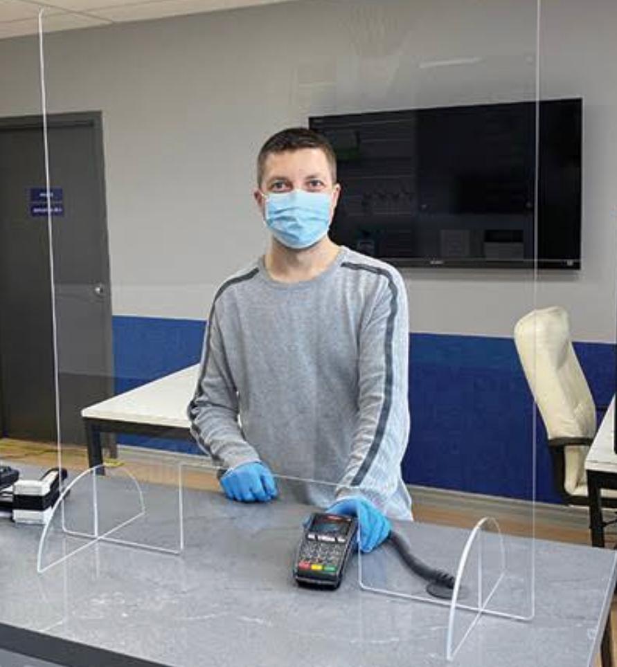 Transparent Polished Covid Protection Acrylic Screen