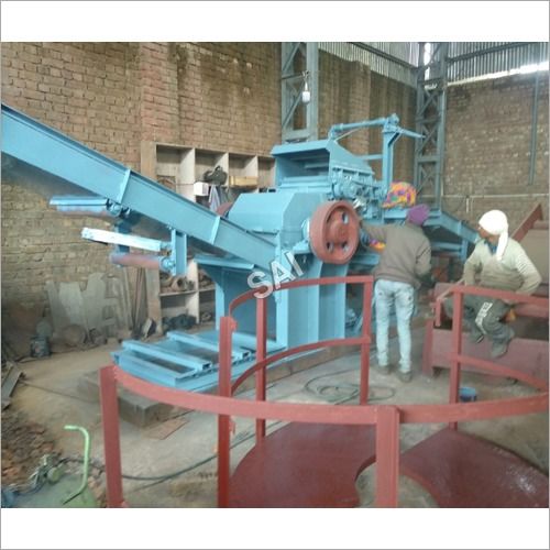 Plywood Chipper Machine - Color: Blue