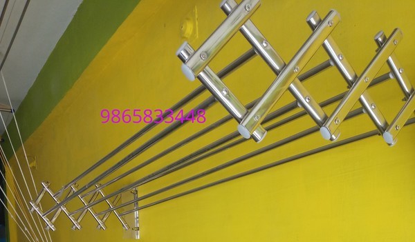 Wall Mounted Space Saving Unit Hanger In  Dharmapuri