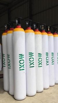 Liquid Carbon Dioxide - Steel Cylinders, 150 Bar Pressure, 99.9% Purity, Cold Storage, 45 Kg Weight, Various Dimensions