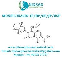 MOXIFLOXACIN HCL