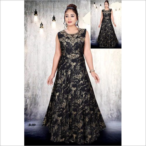 Aggregate 147+ black gown for ladies latest