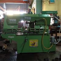 Industrial Bandsaw Cutting Machine