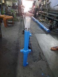 Center Tr union Mtg  Hydraulic Cylinder