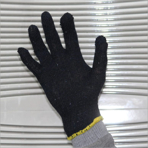 Knitted Black Gloves