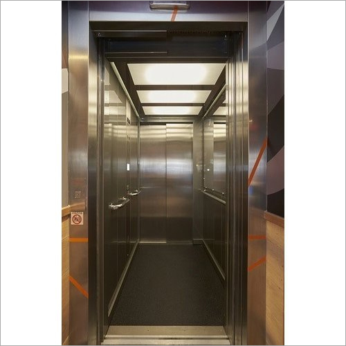 4 Passenger Lift
