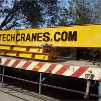 Heavy Duty Truck Mounted Crane