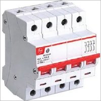 4 Pole isolators