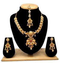 Stylish Design Temple Collection Necklace Set