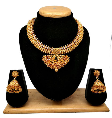 Traditional Design Temple Jewellery Necklace Set