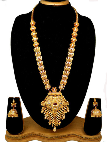 Latest Artificial Pendant Set at Best 