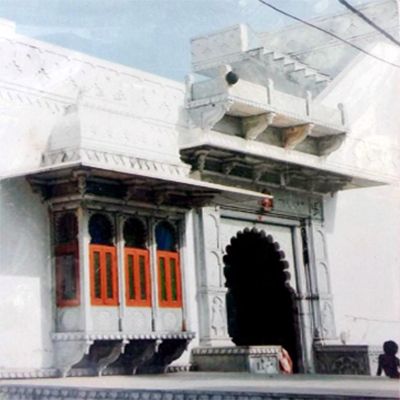 Stone Jarokhe (Gokhare)