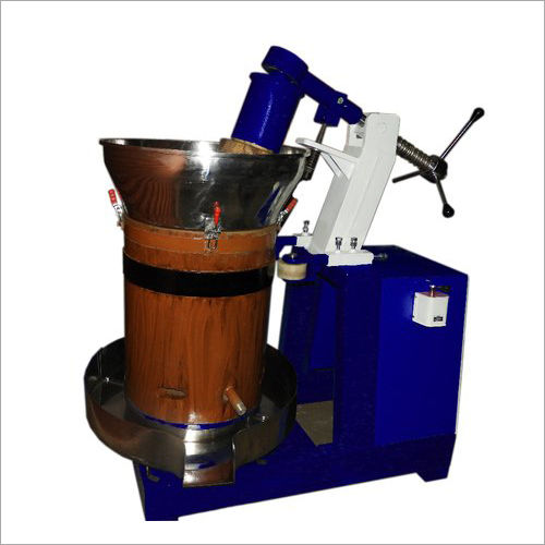 Rotary Cold Press Ground Nut Oil Extracting Machine, Capacity: up