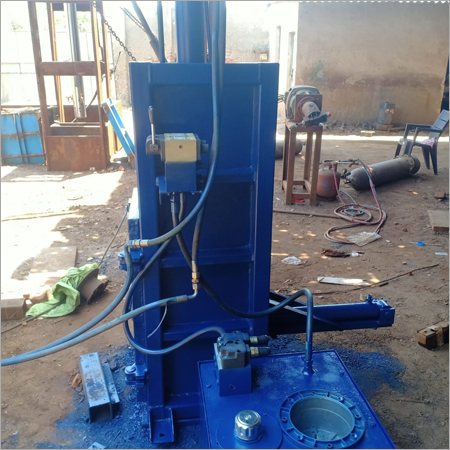 Hydraulic Baling Machine