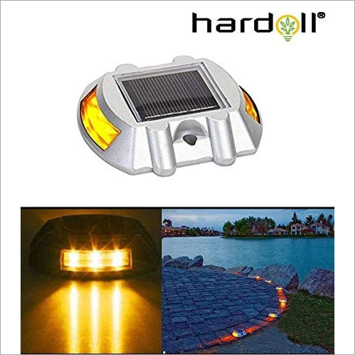 Solar Reflective Road Stud Yellow Flashing Dimension(L*W*H): 107*95*24 Millimeter (Mm)