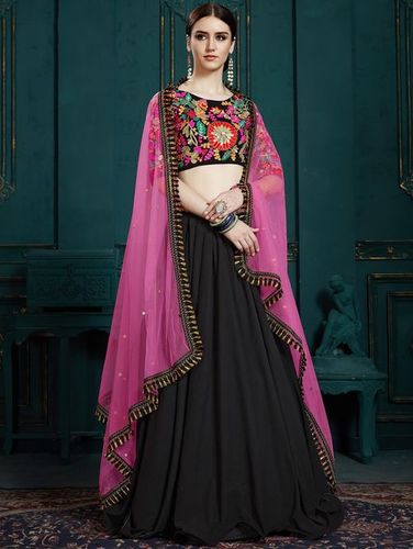Black Georgette Plain Lehenga With Embroidered Blouse Decoration Material: Stones