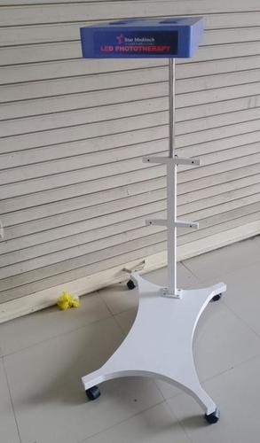 Upper Surface Led Phototherapy Stand With Trolley Application: Hospital