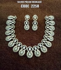 Fost Matte Necklace