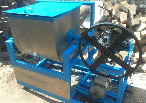 Detergent Mixing Machine - 200 kg Weight 100 kg Batch Capacity 3 hp Power | Blue Disposable Detergent Powder Mixer