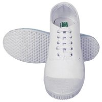 TENNIS SHOES