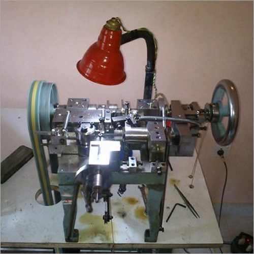 Semi Automatic Chain Making Machine