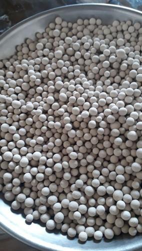 Zeolite granules