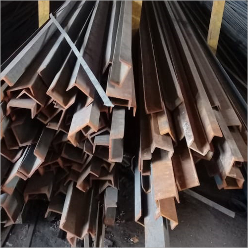 Stainless Steel Channel - Grade 304/316, Variable Dimensions | Mill Finish, Smooth Surface, Ideal for Structural Support and Industrial Applications