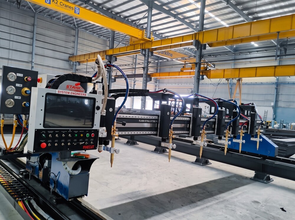 Cnc Gas Cutting Machine - Material: Stainless Steel