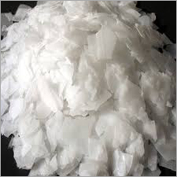 Caustic Flakes - High Purity, Versatile Chemical Composition for Water Treatment, Battery Acid Neutralization, Pulp and Paper Manufacturing, Soap and Detergent Production, Alcohol and Leather Making