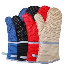 Kitchen Gloves / Oven Gloves