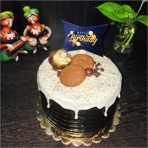 Chocolate Flavour Birthday Cake Shelf Life: 1-2 Days