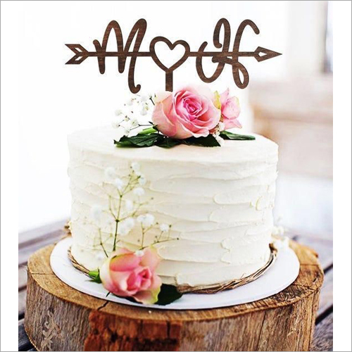 Rose Drip Vanilla Cake Shelf Life: 1-2 Days