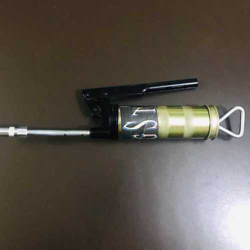 GREASE GUN