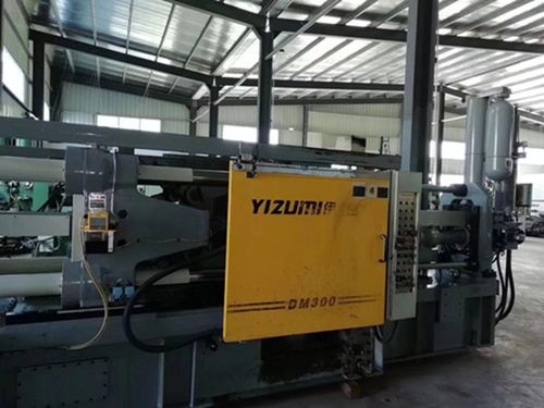 Used YIZUMI 300T Cold Chamber Die Casting Machine