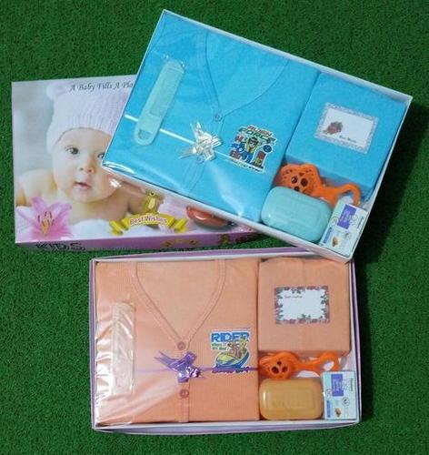 Baby Infant Gift Set - Cotton Material, 0-6 Months Size | Multicolour Comb & Soap Toy Set